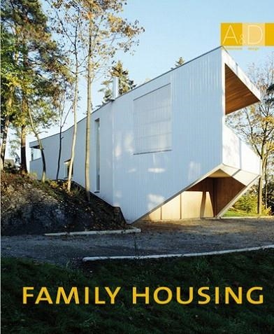 FAMILY HOUSING | 9788496823426 | MINGUET, JOSEP MARIA/MIRA, ÓSCAR | Llibreria La Gralla | Llibreria online de Granollers