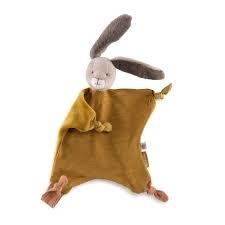 DOUDOU MOULIN ROTY CONILL VESTIT OCRE TROIS PETITS LAPINS | 3575676780176 | 678017 | Llibreria La Gralla | Llibreria online de Granollers