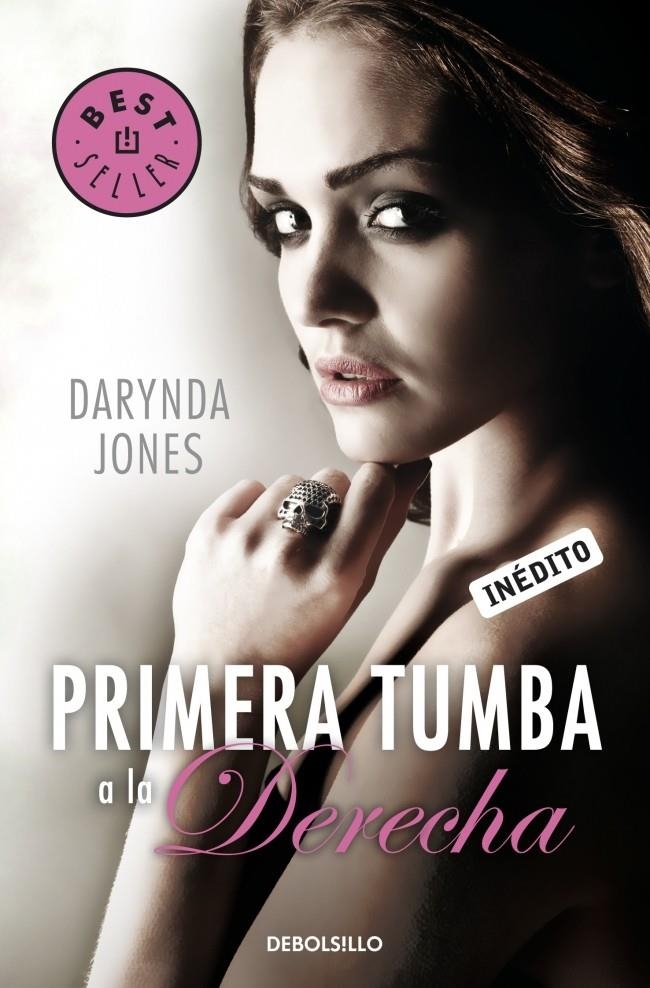 PRIMERA TUMBA A LA DERECHA | 9788499894072 | JONES, DARYNDA | Llibreria La Gralla | Llibreria online de Granollers